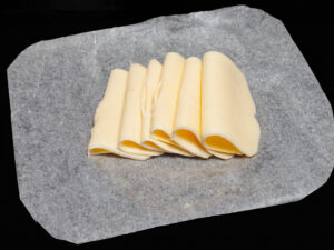 QUEIJO BARRA FATIADO